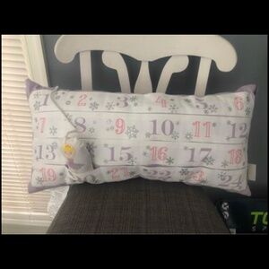 New Tahara winter countdown pillow with two sided pillow date marker